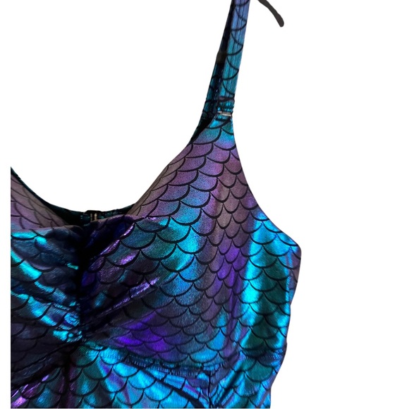 TORRID Green Iridescent Mermaid Everyday
Wire-Free One-Piece Swimsuit - Picture 7 of 11